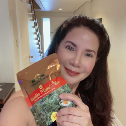 Carmi Martin malaki ang pakinabang sa pag-inom ng Yamang Bukid insulin plant tea at turmeric tea